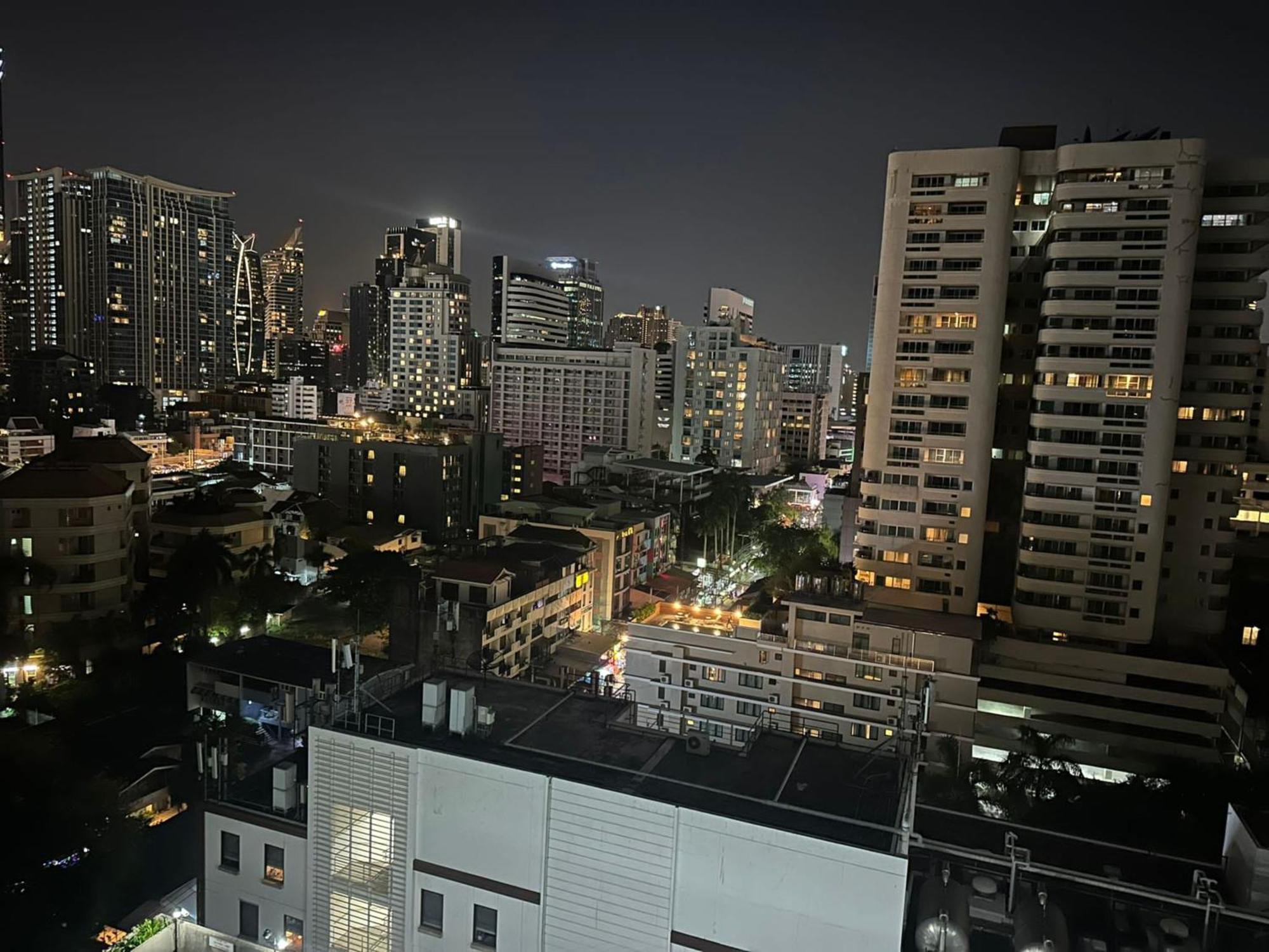 Omni Tower Sukhumvit Soi 4 Direct Banguecoque Exterior foto