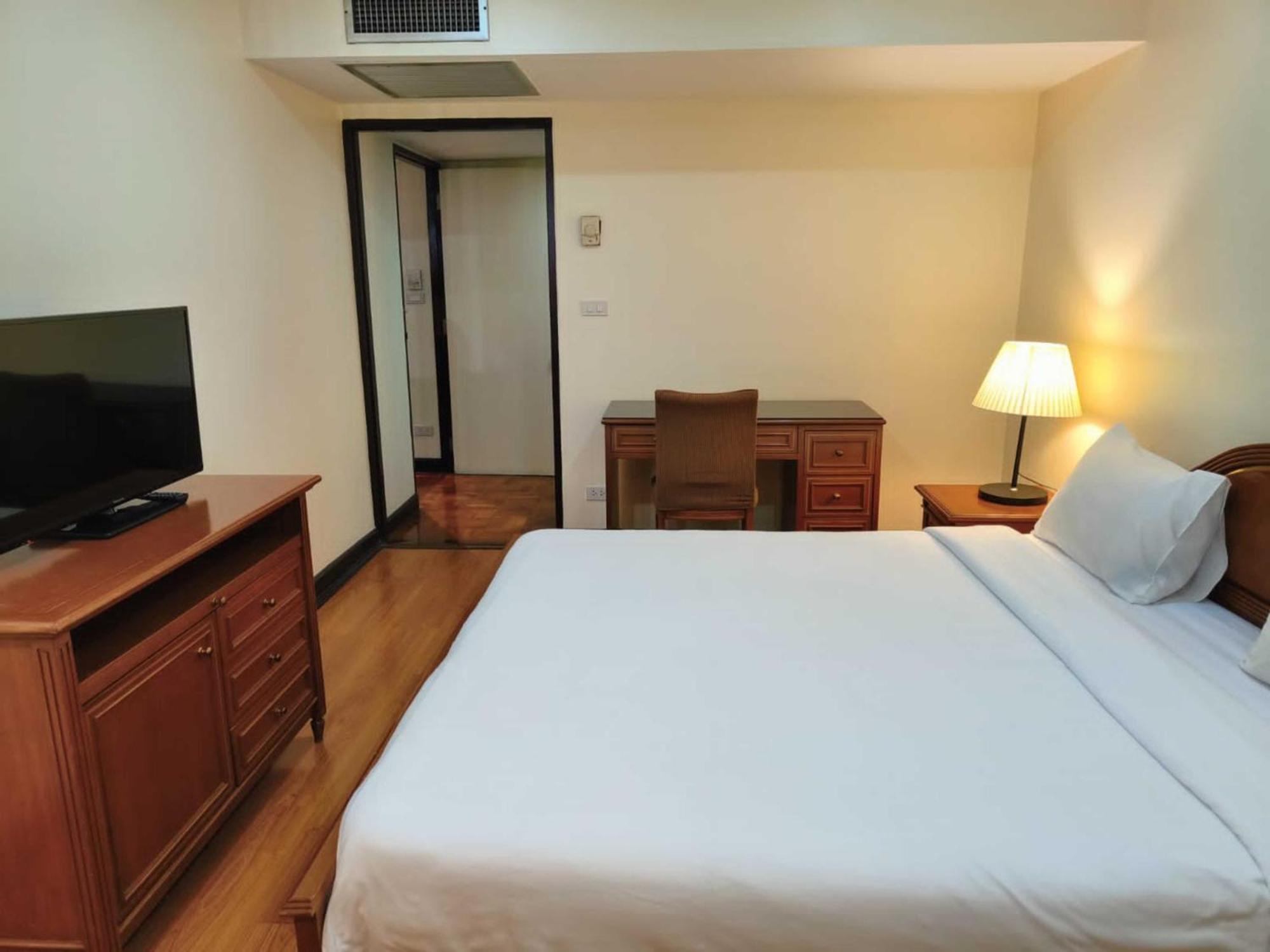 Omni Tower Sukhumvit Soi 4 Direct Banguecoque Exterior foto