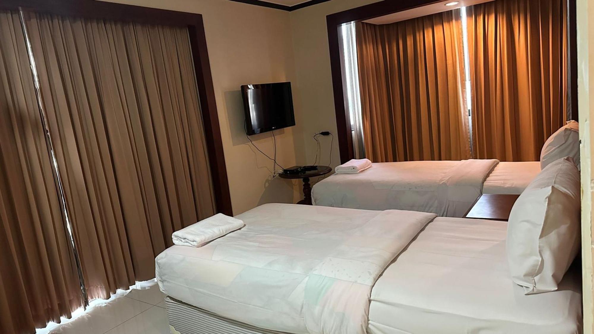 Omni Tower Sukhumvit Soi 4 Direct Banguecoque Exterior foto