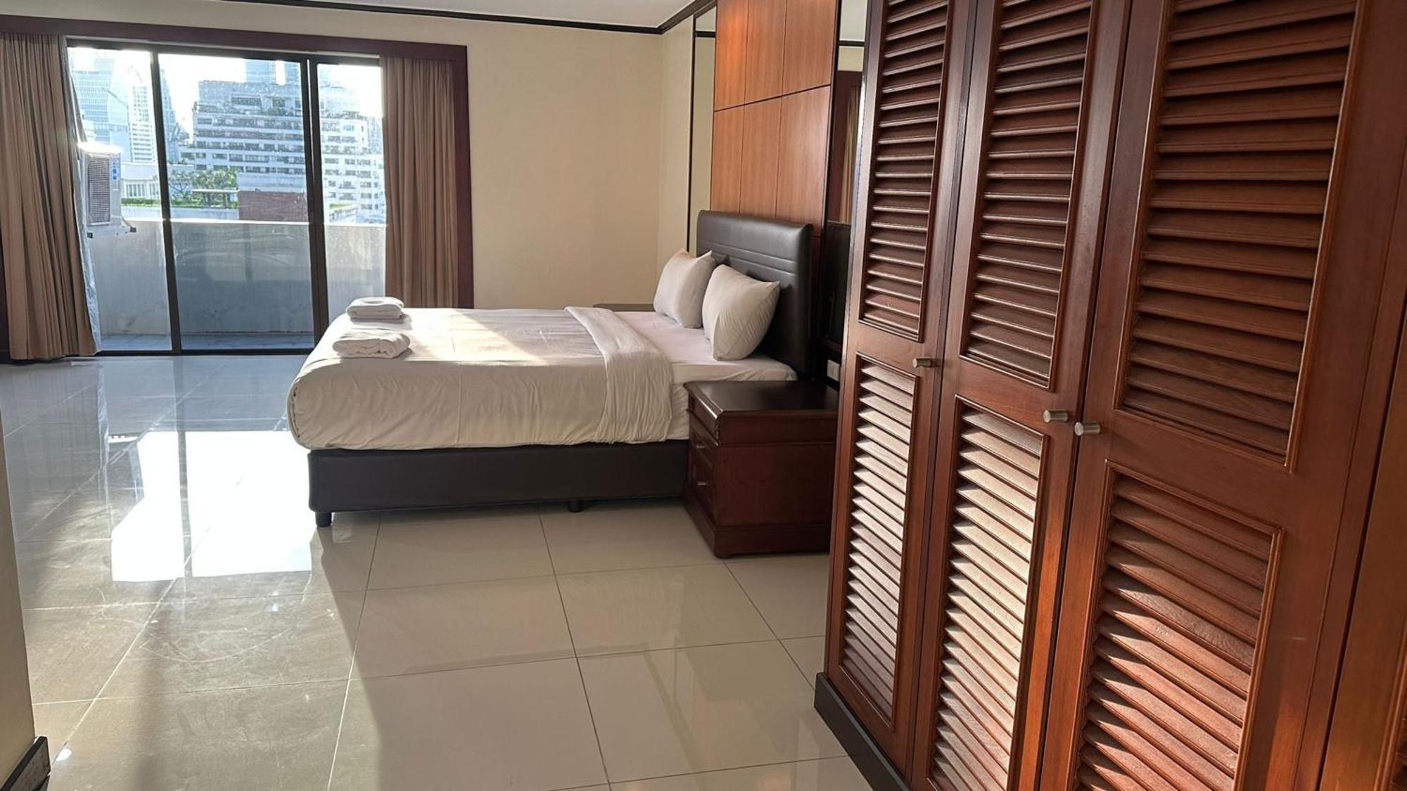 Omni Tower Sukhumvit Soi 4 Direct Banguecoque Exterior foto