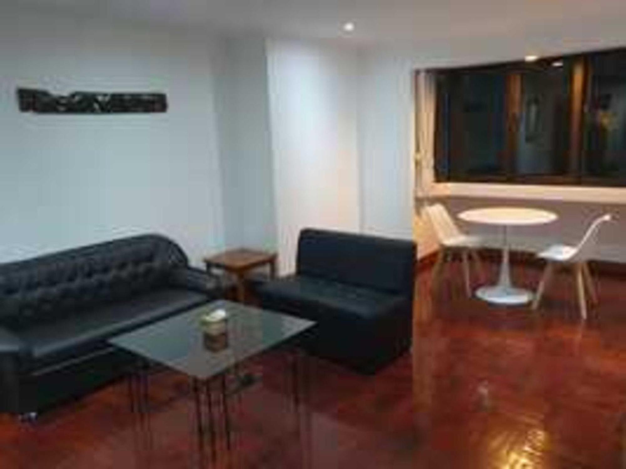 Omni Tower Sukhumvit Soi 4 Direct Banguecoque Exterior foto